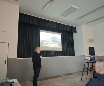 Posvätná hora Oblík