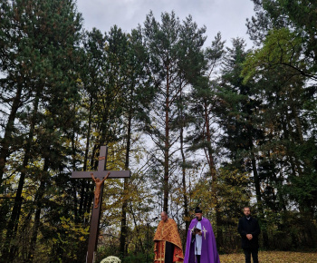 Posviacka kríža na starom cintoríne 